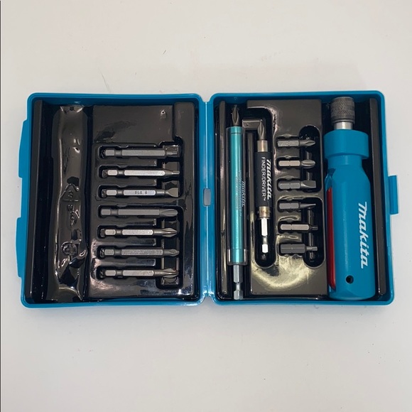 Makita Other - Makita 18-Piece Vision Finder/Driver Magnetic Set